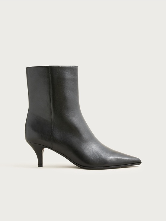 J. Crew Shoes - J. Crew New Stevie Ankle Boots in Leather Black Size 7 heeled boots Chic Womens